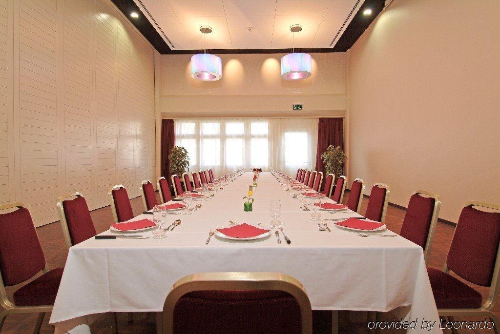 Tailormade Hotel Krone Sarnen Facilidades foto