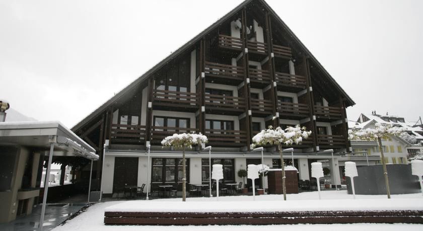Tailormade Hotel Krone Sarnen Exterior foto
